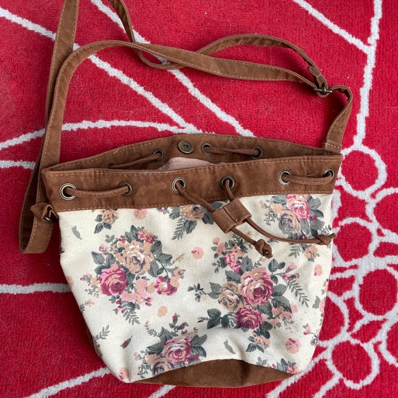 Handbag - Picture 1 of 5